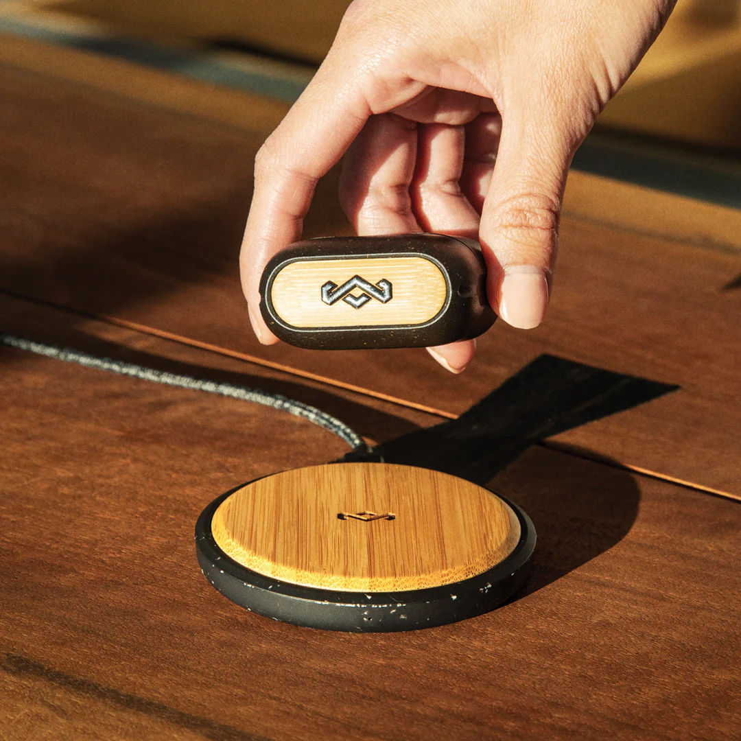 One Drop Wireless Charger - Image 3
