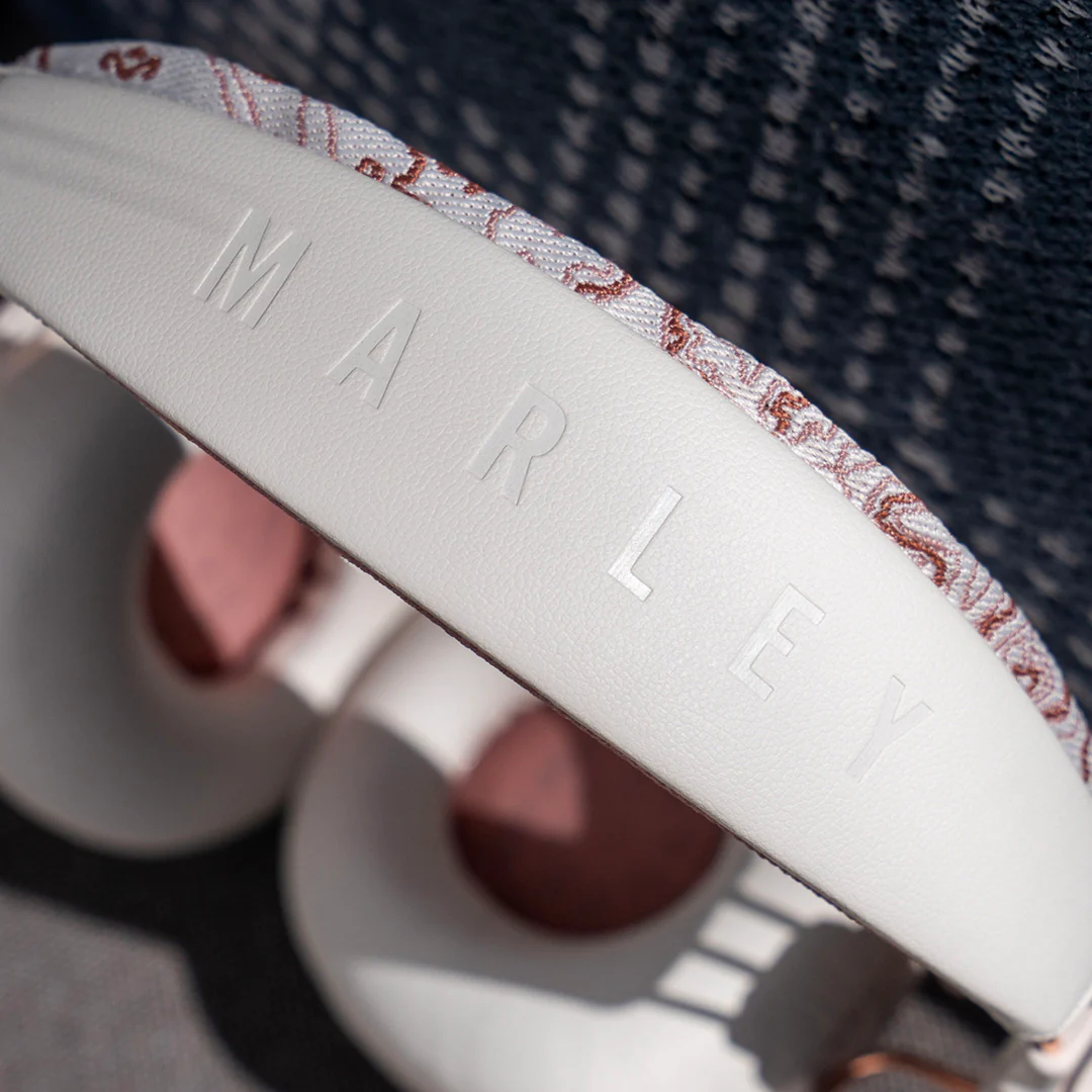 Positive Vibration Frequency Wireless Headphones - Image 17
