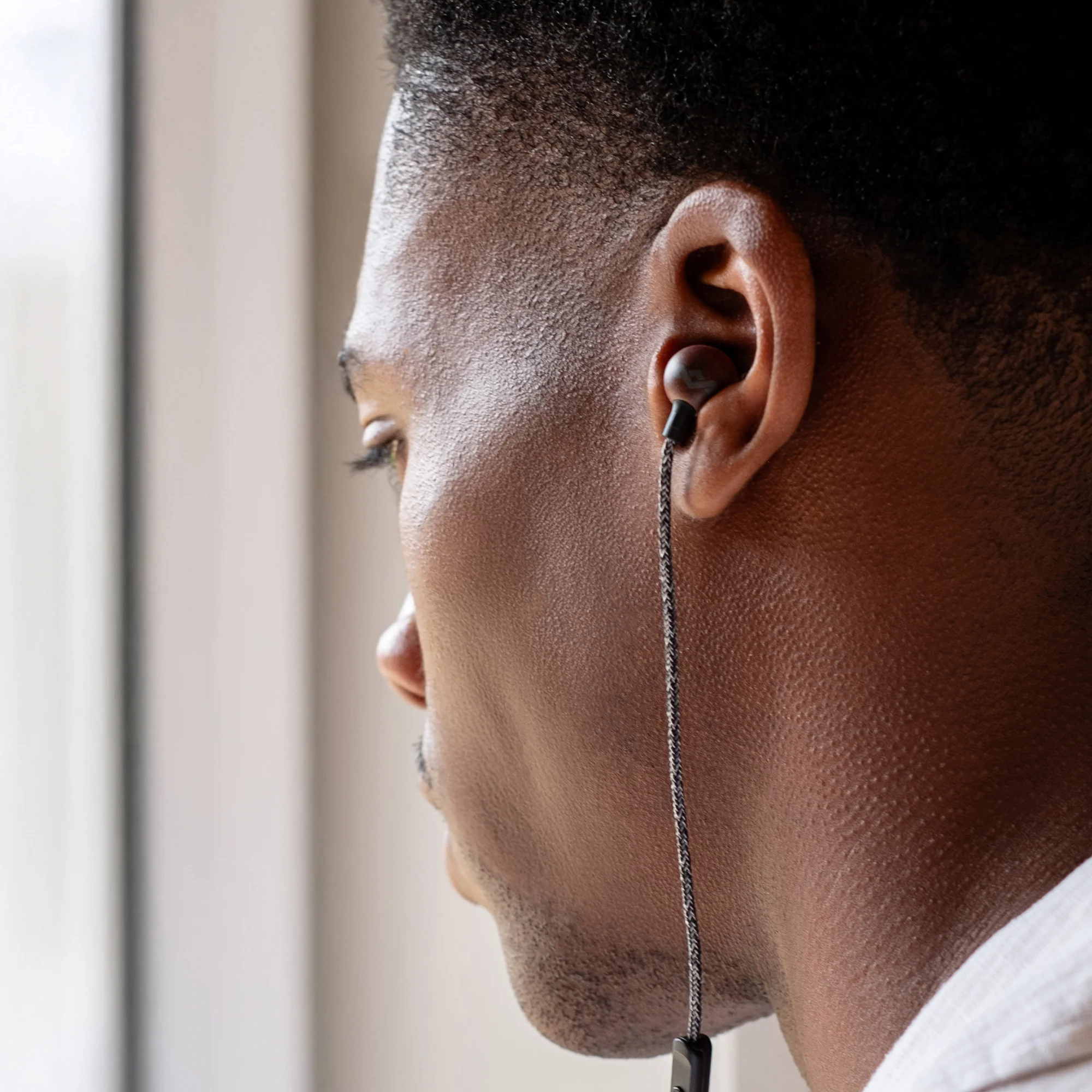 NEW! Smile Jamaica USB-C Earbuds - Image 6