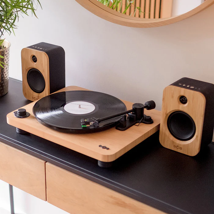 Stir It Up Lux Wireless Turntable - Image 4