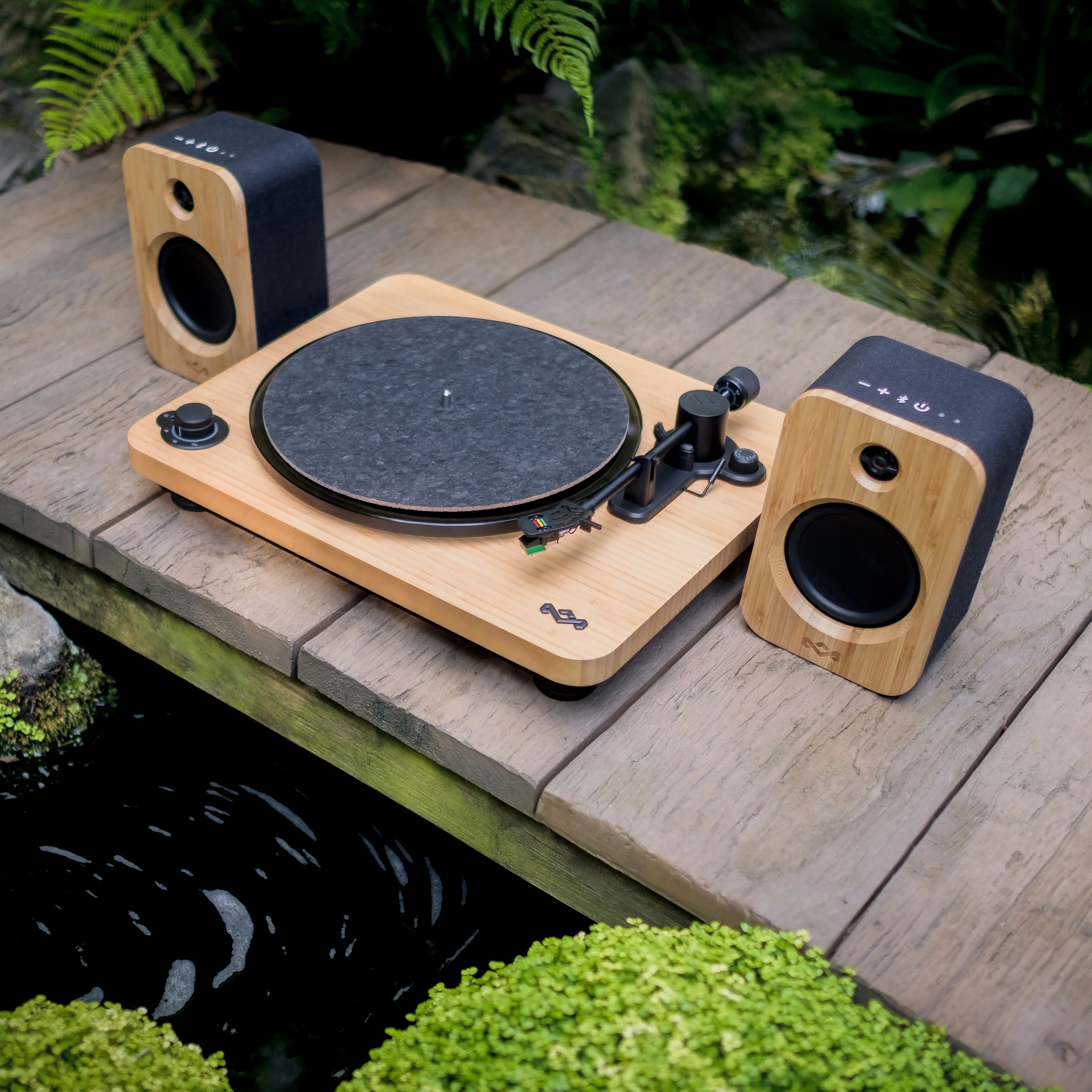 Stir It Up Lux Wireless Turntable & Get Together Duo Speaker Bundle - Image 3