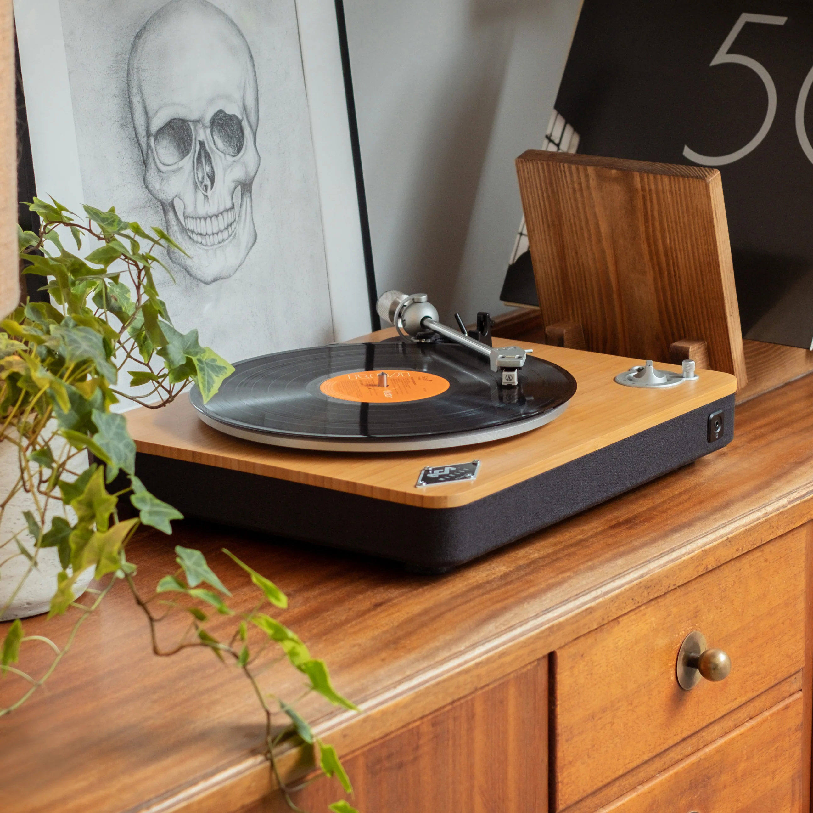Stir It Up Wireless Turntable with Bluetooth - Image 3